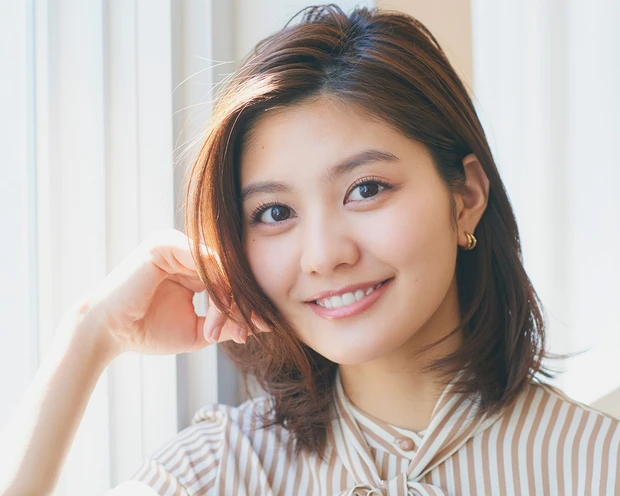 話題の美女・林ゆめさん初登場！ 恋を呼ぶ好感度高めの平日オフィスメイク