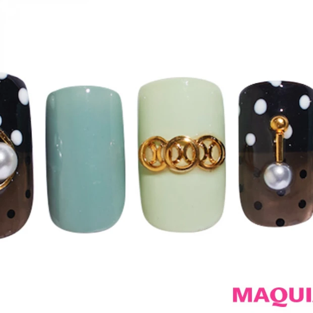 遊び心が弾けるシアーブロッキングの「大人ドット」ネイル