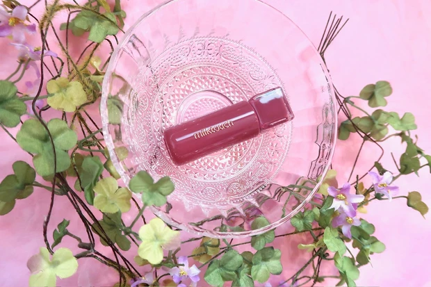 ミルクタッチ  ジュエリーフィットティンティッドグロウティント　09 Pine Mauve　パッケージ