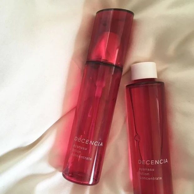 繰り返す大人ニキビに悩む方におすすめしたい!もう手放せない化粧水♡