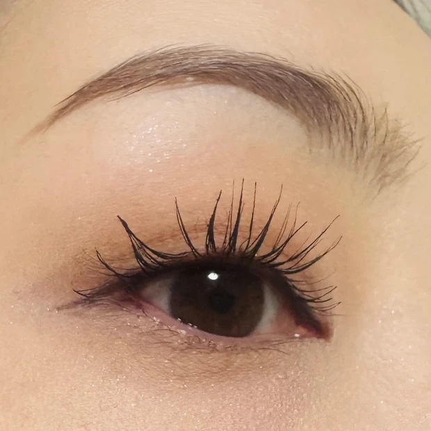 キャンメイク メタルックマスカラ［V01］ブラック スウォッチ