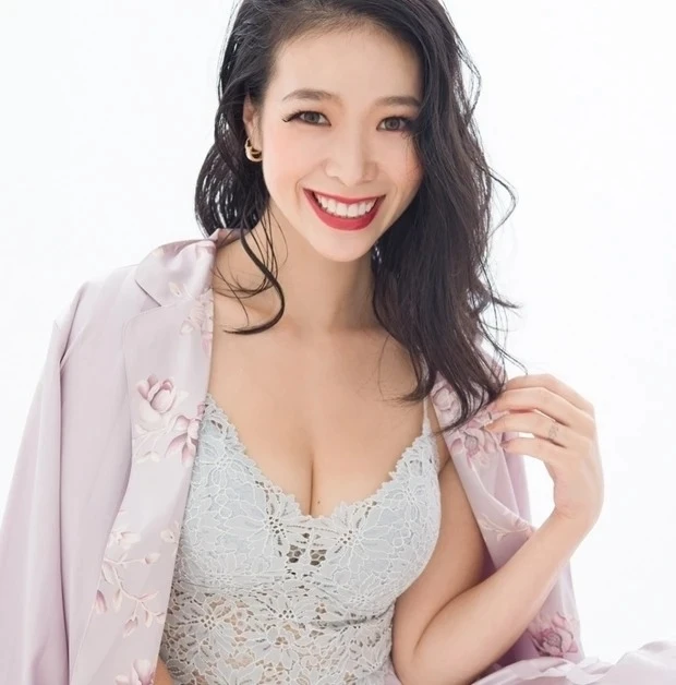 「バストの曲線は女性だけに与えられた芸術品」紅蘭さんの“自分の体を好きになる努力”