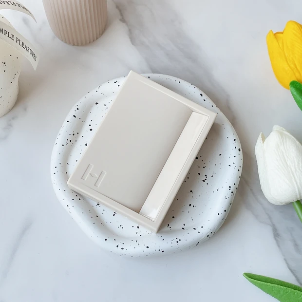 【ヒンス トゥルーディメンションレイヤリングチーク L001 アリュールインザエアー】大人気の韓国コスメ〝hince(ヒンス)〟の新作コスメをスウォッチ!_6_2