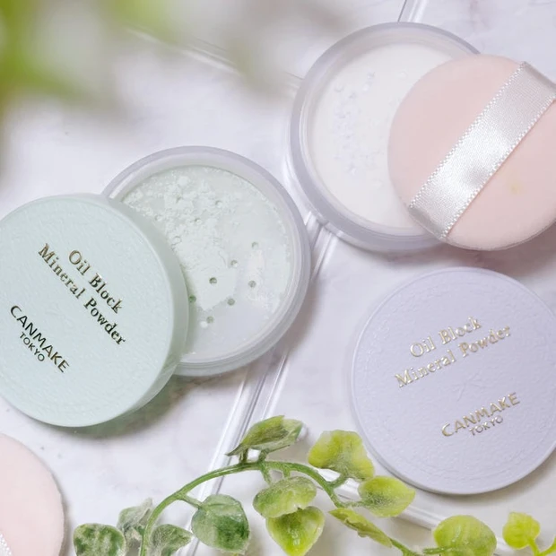 キャンメイク オイルブロックミネラルパウダーの中身