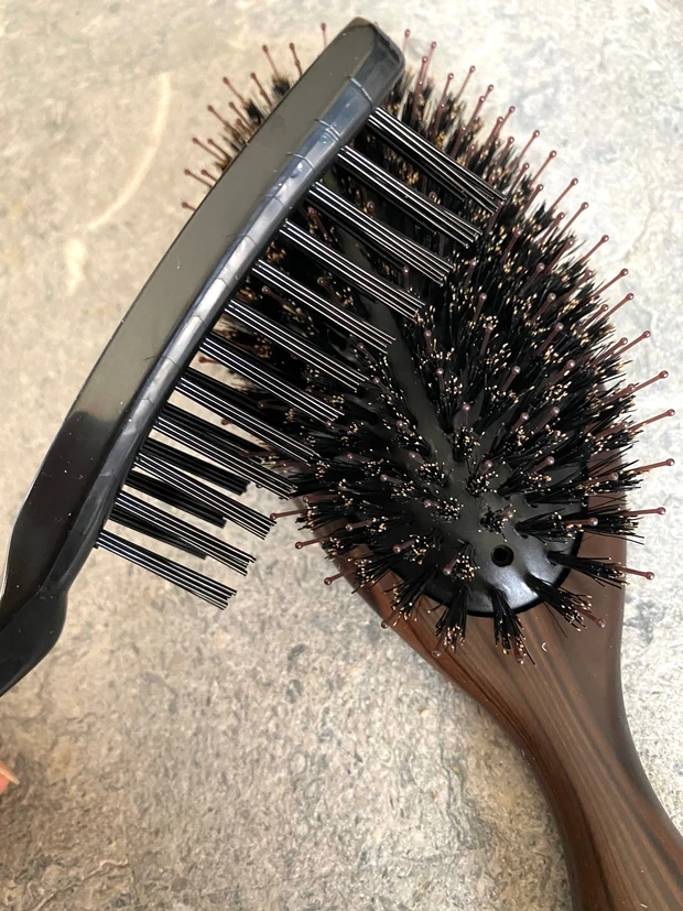 「ヘアブラシ」を手入れをする「ブラシ」がついている「ヘッドスパブラシ」は素晴らしい。＝母の日の贈り物に決定_3_3