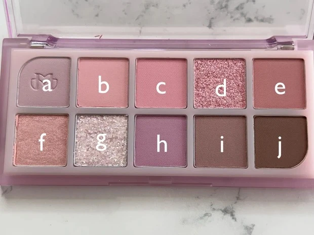 【おすすめ韓国アイシャドウ⑤】mude.（ミュード）ショールモーメント アイシャドウパレット　04 ライラックモーメント 各￥3630　スウォッチ