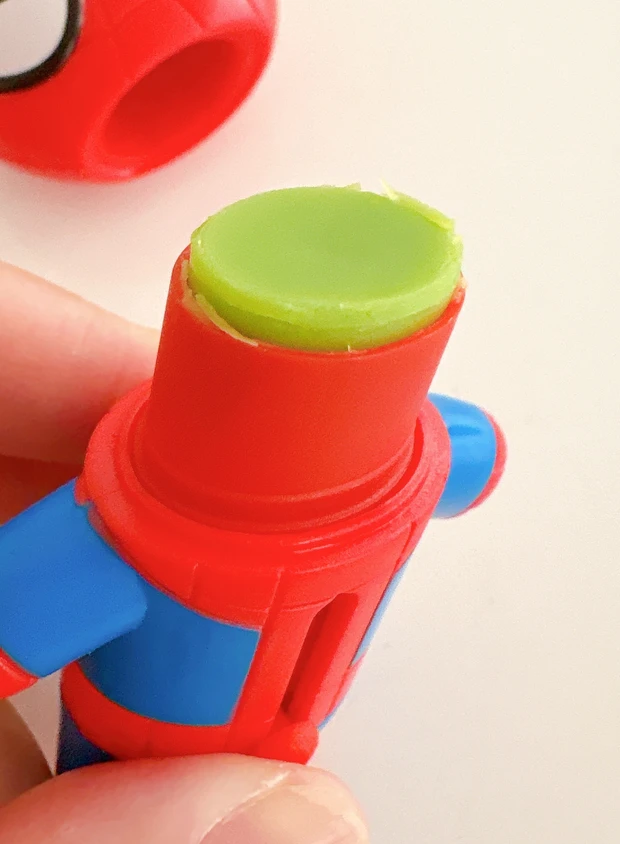 【え？！これリップなの？？】iHerbで見つけたユニークなキーリングコスメ😍_2_3