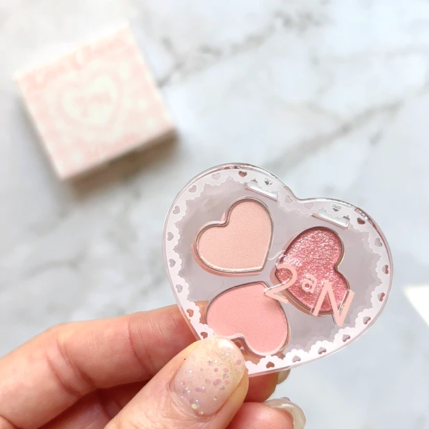 from2aN(フロムトゥーエーエヌ)「ラブクローバーパレット 04 トロピカルラブ」の商品画像