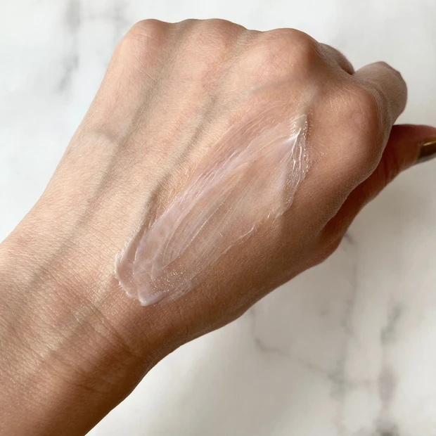 【MAQUIA11月号♡投資スキンケア企画】
目元のシワやほうれい線に、とあるアイテムを使ったらすごい結果に!?_4_2