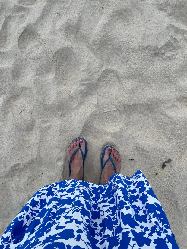 カロンビーチ　鳴き砂