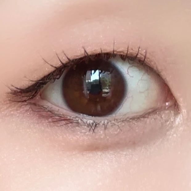 クリーミータッチライナー 仕上がり比較 ダージリンピンクとトゥルーレッド