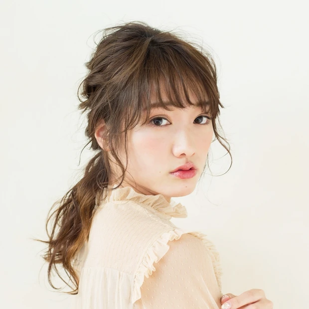 デイリーにもお呼ばれにも最適！ 華やかで崩れにくい“3連くるりんぱ”アレ…