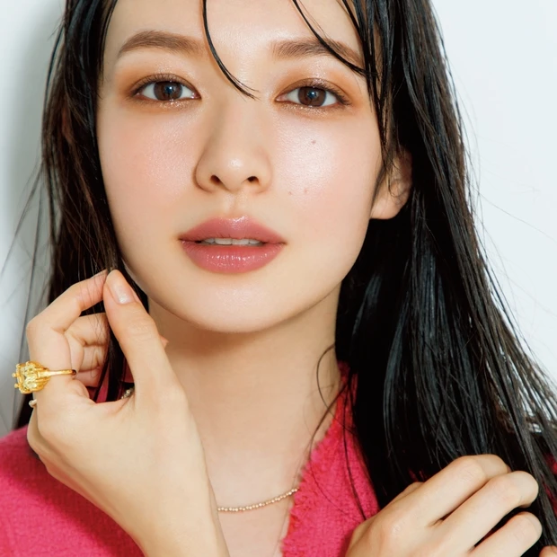 質感ヲタ・岡田知子さんの2021秋メイク! 映える質感重ねの基本を徹底解…