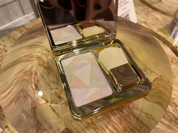 クレ・ド・ポーボーテ ル レオスールデクラ