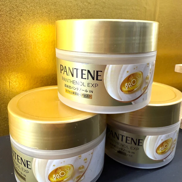 パンテーンのプレミアムライン　EXPシリーズ　カプセル美容液ヘアマスク 1万粒！
