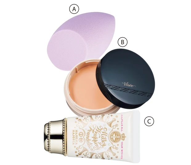 A3Dスポンジ WET&DRY ￥418／ロージーローザ　Bヴィセ　グロウバーム ファンデーション SPF15・PA++ 全3色 各￥1980（編集部調べ）／コーセー　Cマジョリカ マジョルカ ミルキーラッピングファンデ SPF30・PA+++ 30g 全3色 各￥1540／資生堂