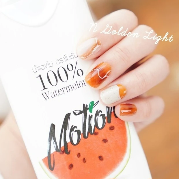 美容好きが注目！ おすすめのジェルネイルシール8選_【おすすめジェルネイルシール①】ohora（オホーラ）_ohora N Golden Light ￥1660