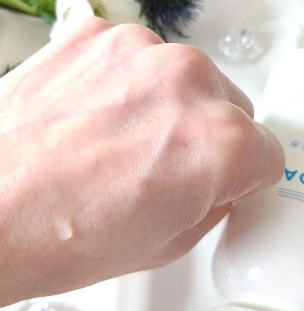 【人気のスキンケア】巷で人気の“イハダ”になんと!美白ラインが登場したって知ってました!?_2_2