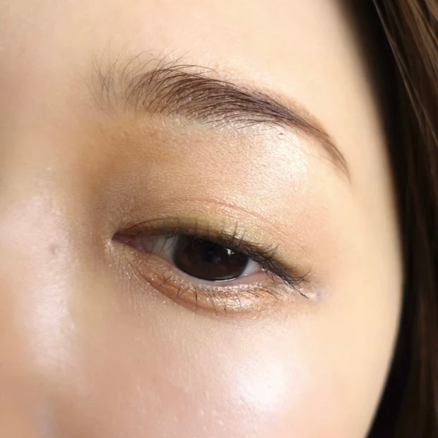 【 石原さとみさんの表紙メイク】辛口カーキ×甘さと抜け感のバランスメイク!雰囲気だけでも石原さとみさんになれる...?!使用コスメやメイクポイントをご紹介!!_5_2