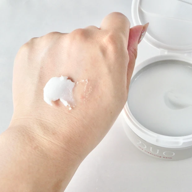 デュオ ザ クレンジングバーム テクスチャー