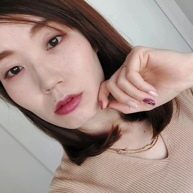 【おすすめ赤アイシャドウ⑦】ヴィセ リシェ ニュアンス マット クリエイター RD-2_ヴィセ リシェ ニュアンス マット クリエイター RD-2の口コミ&レビュー_4