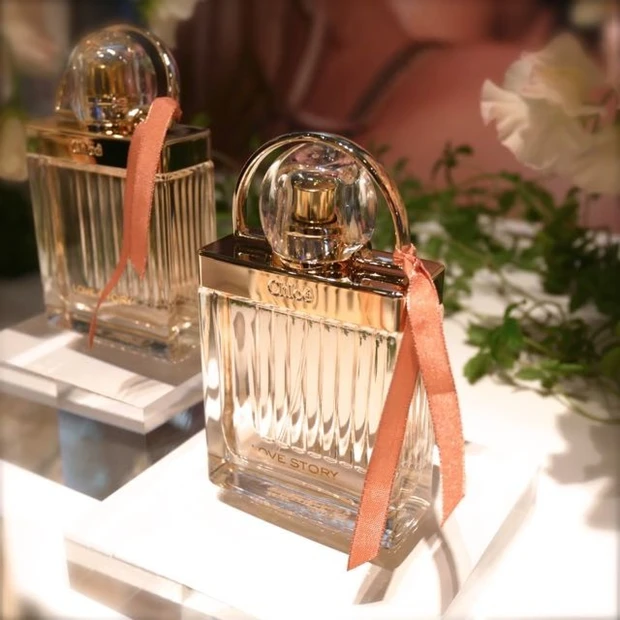 第三弾となる香りが新発売 2017年のモテ香水になる予感「クロエ ラブストーリー オー センシュエル オードパルファム」クロエ ラブストーリーから2017.2.15新発売