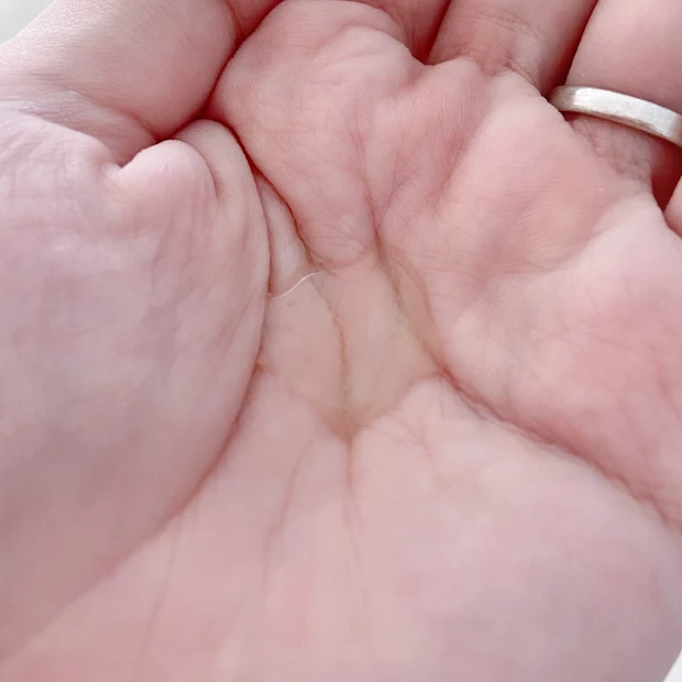 MAQUIA9月号〝特別付録″
MiMCのスキンケアからベースメイクまで
ベストセラー5品をお試し！_4_2