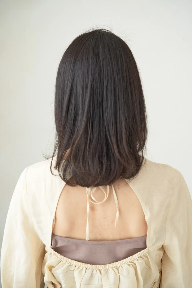 【大人のトレンドヘア】ワンカール巻くだけでグッとお洒落に! 大人の美人印象ミディアム_2_2