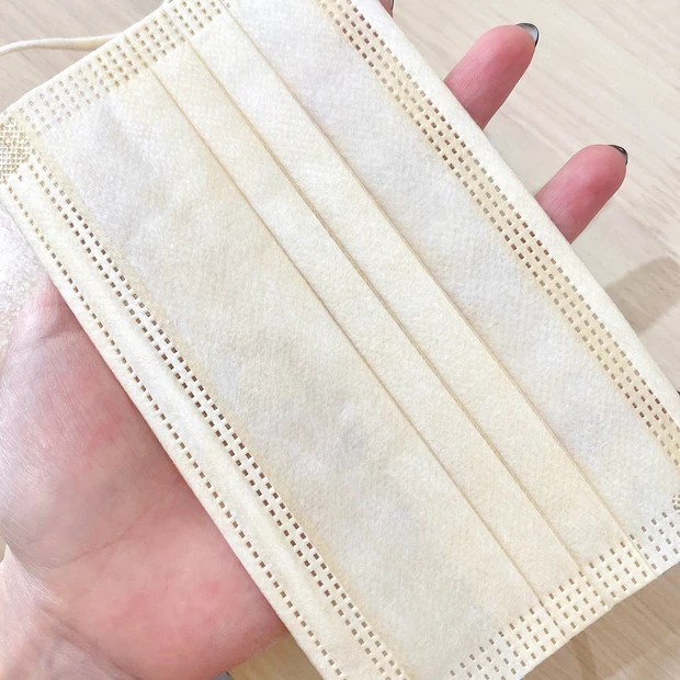 【愛用カラーマスク】秋メイクに合わせやすい！ベージュトーンのお洒落カラーマスク４選〈着画アリ〉_8_3