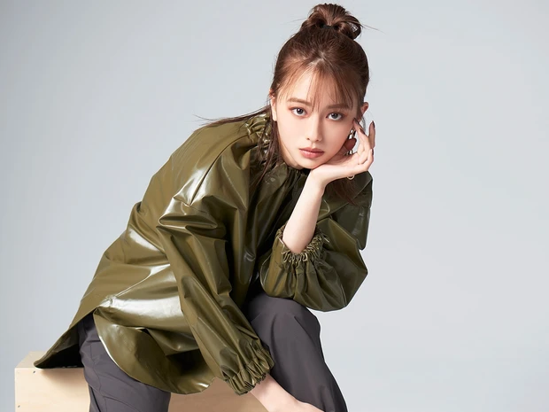 オフにオススメなディオールのリップは?【山本舞香×KUBOKI】ヘルシーヌードな唇でほんのりセンシュアルに
_4