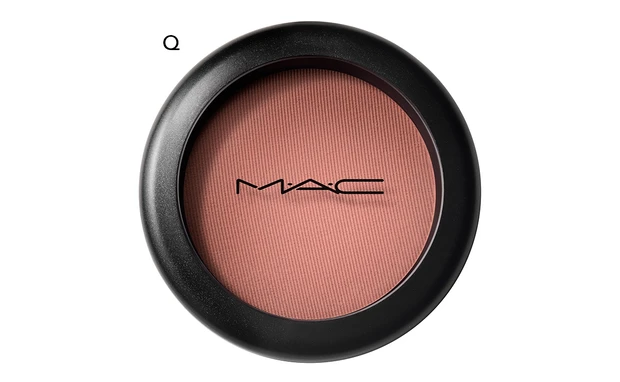 【Y3Kメイク】のやり方をGYUTAE(ギュテ)さんが解説。「攻め」だけで終わらない究極テクニック_9