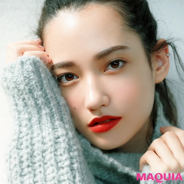 圧倒的な美人印象! いきなり美人をかなえる“赤リップ”はコレ