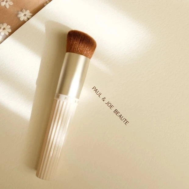 ポール & ジョー ファンデーション ブラシ