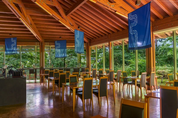 ASUKA　ひとリート　半日　リトリート　郊外　穴場　秋川渓谷　瀬音の湯　レストラン　石舟Dining