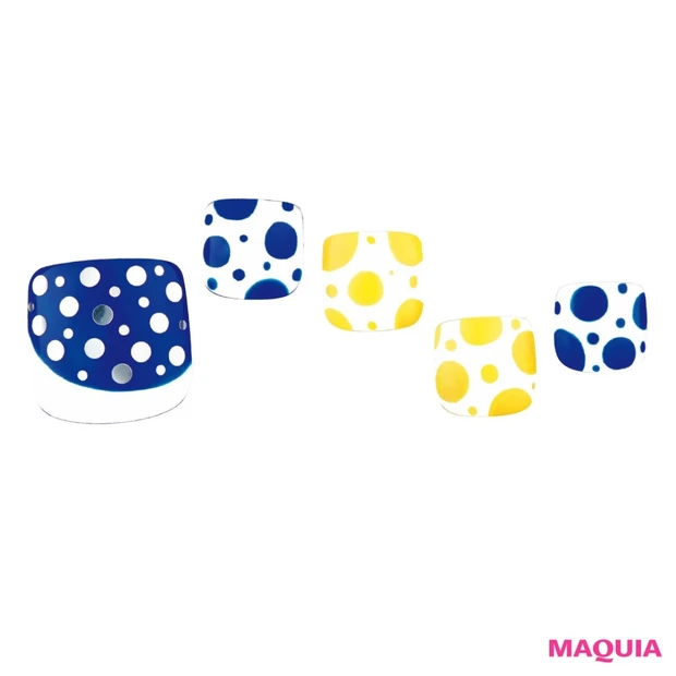 インパクト、マル! 色のコントラストで魅せる夏色ペディキュア