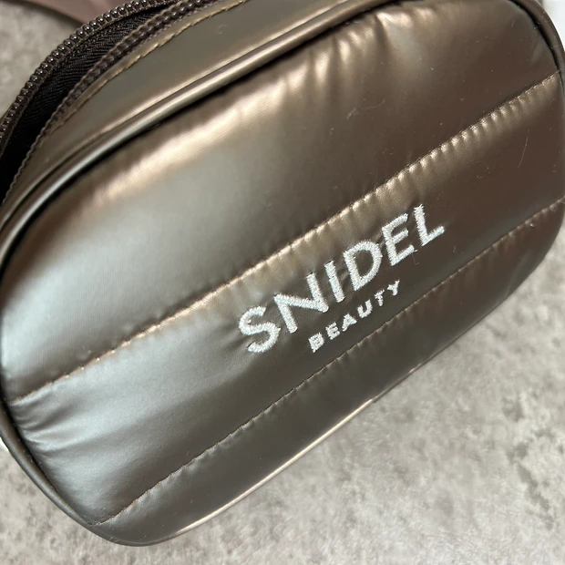 フェイス スタイリスト ノベルティ　ポーチ