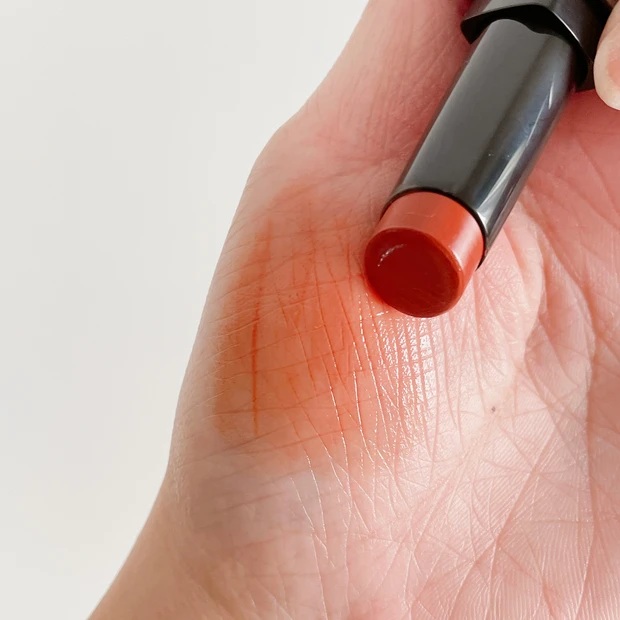 リップカラーシールド 02 オランジュベージュ