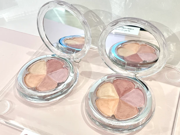 ジルスチュアート ブルームミックスブラッシュコンパクト