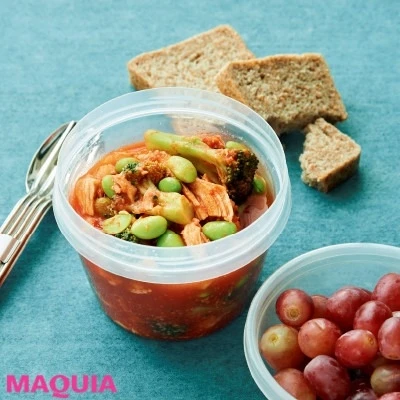 【美容スープレシピ】コンビニ食材だけで作れて、栄養も満点「サラダチキンのトマトスープ」