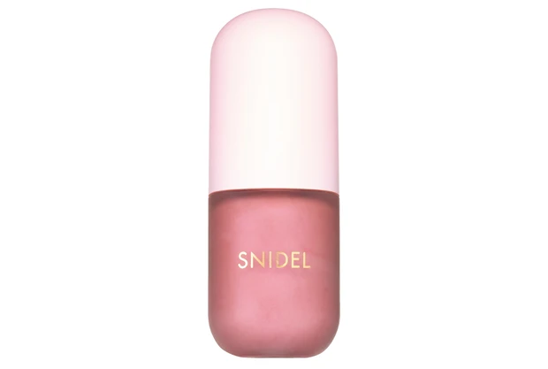 マキア　藤田ニコル　秋メイク　スナイデル フラッフィー ブラッシュ 01