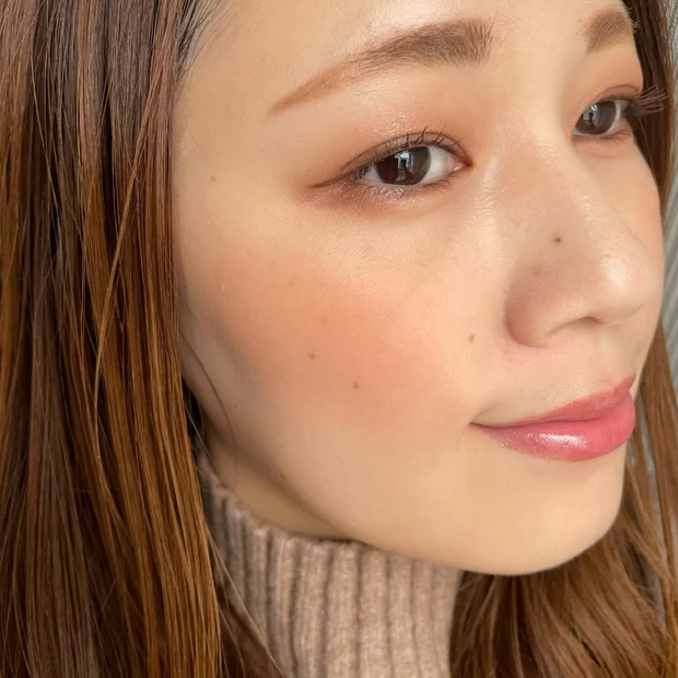 【ヒンス トゥルーディメンションレイヤリングチーク L001 アリュールインザエアー】大人気の韓国コスメ〝hince(ヒンス)〟の新作コスメをスウォッチ!_5_2