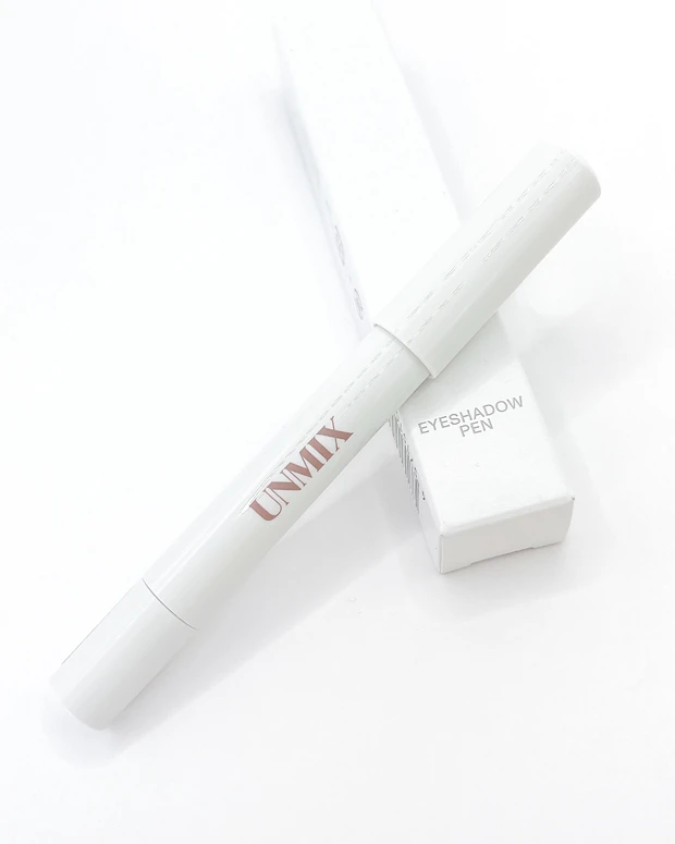 アンミックス アイシャドーペン パッケージ