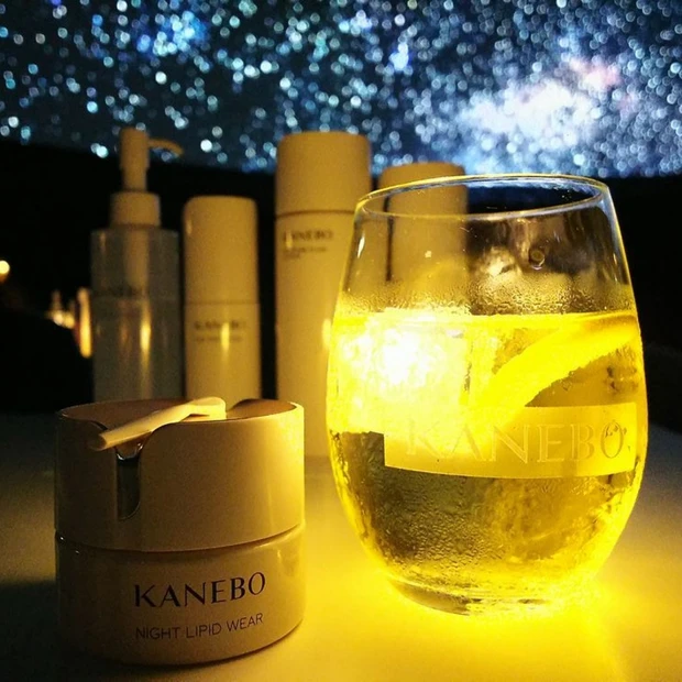 五感を研ぎ澄まし 肌を芯から解きほぐす夜クリーム【KANEBO ナイト リピッド ウェア】