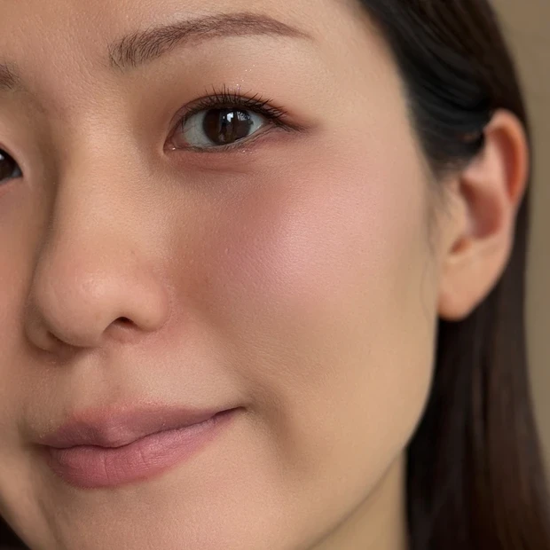 キャンメイク グラデーションチークス 01 ベリーヨーグルト ブルベの口コミ 頬スウォッチ