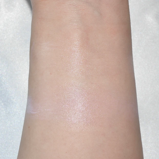 &be UVプライマー 比較 限定色 ピーチグロウ