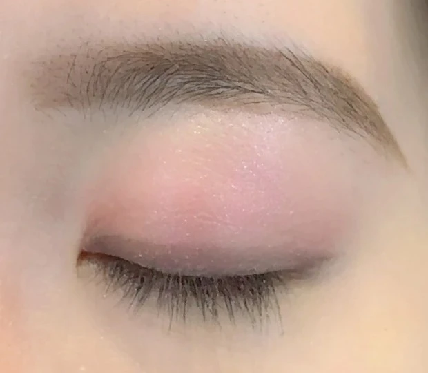 スナイデル ビューティ アイデザイナー n 02 Dress up Pink スウォッチ