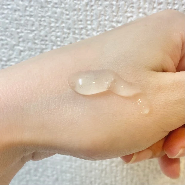 夏の毛穴のざらつきに!洗顔料の使い分けがなめらか素肌へのカギ。_3