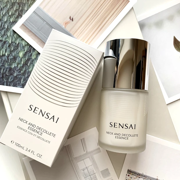 【ベスコス3位受賞】10,000円クラスのSENSAI［センサイ］贅沢ボディケアを贈り物に！1年頑張った自分へのご褒美にも【ネックアンドデコルテエッセンス】_8_1