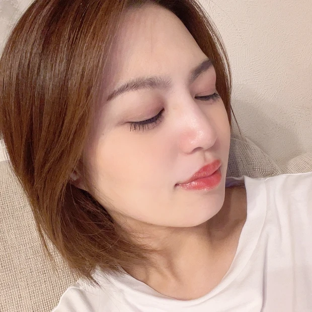 大注目で大人気の中国コスメ CATKIN（キャットキン）のキャットキン 浮生若夢シリーズ 天空リップティントグロス(落ちない× ティント× 色長持ち×マスクにつきにくい◎)_3_2