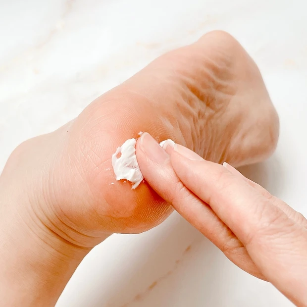 サンダル履くその前に!かかと・足裏ケアどうしてる?〜金曜夜のぶっちゃけ美容#5〜_5_1